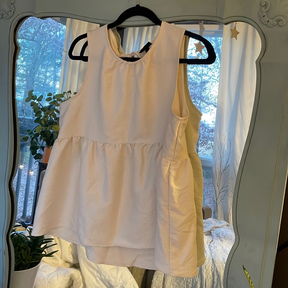 Who What Wear Sleeveless Ivory Peplum Top